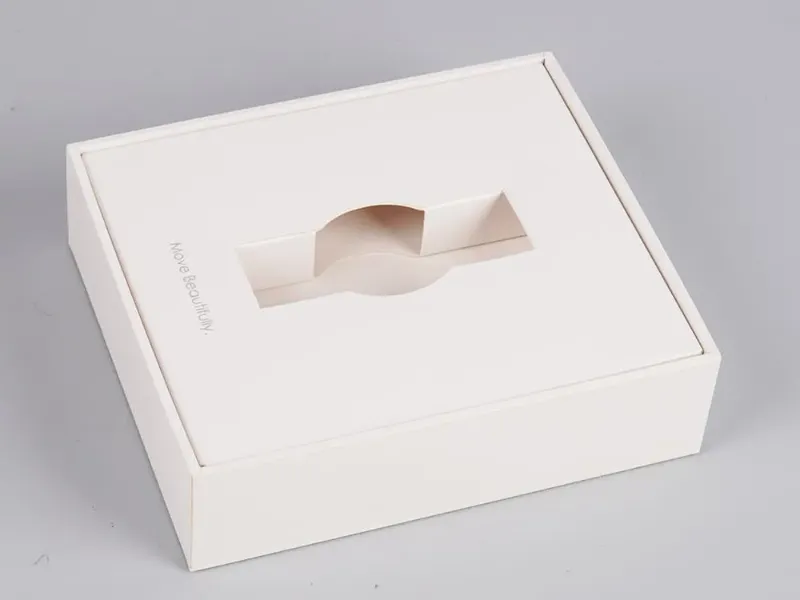 A matte box keeps its clean, premium feel throughout the unboxing experience.